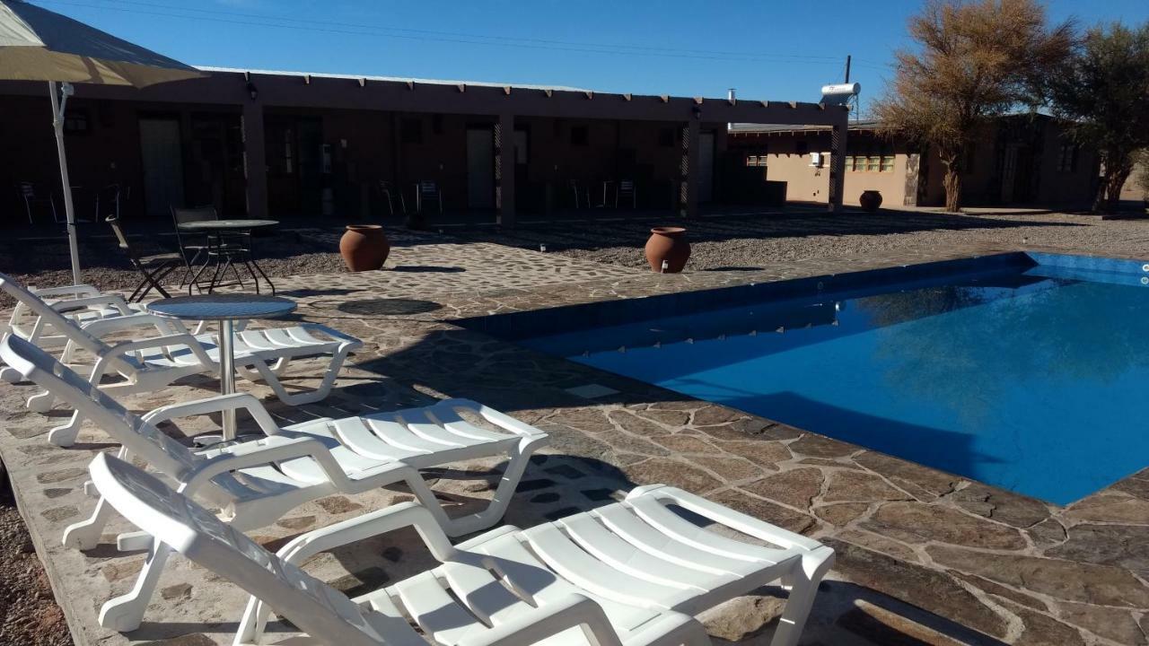 Atacama Budget Bed & Tours Hotel San Pedro de Atacama Bagian luar foto