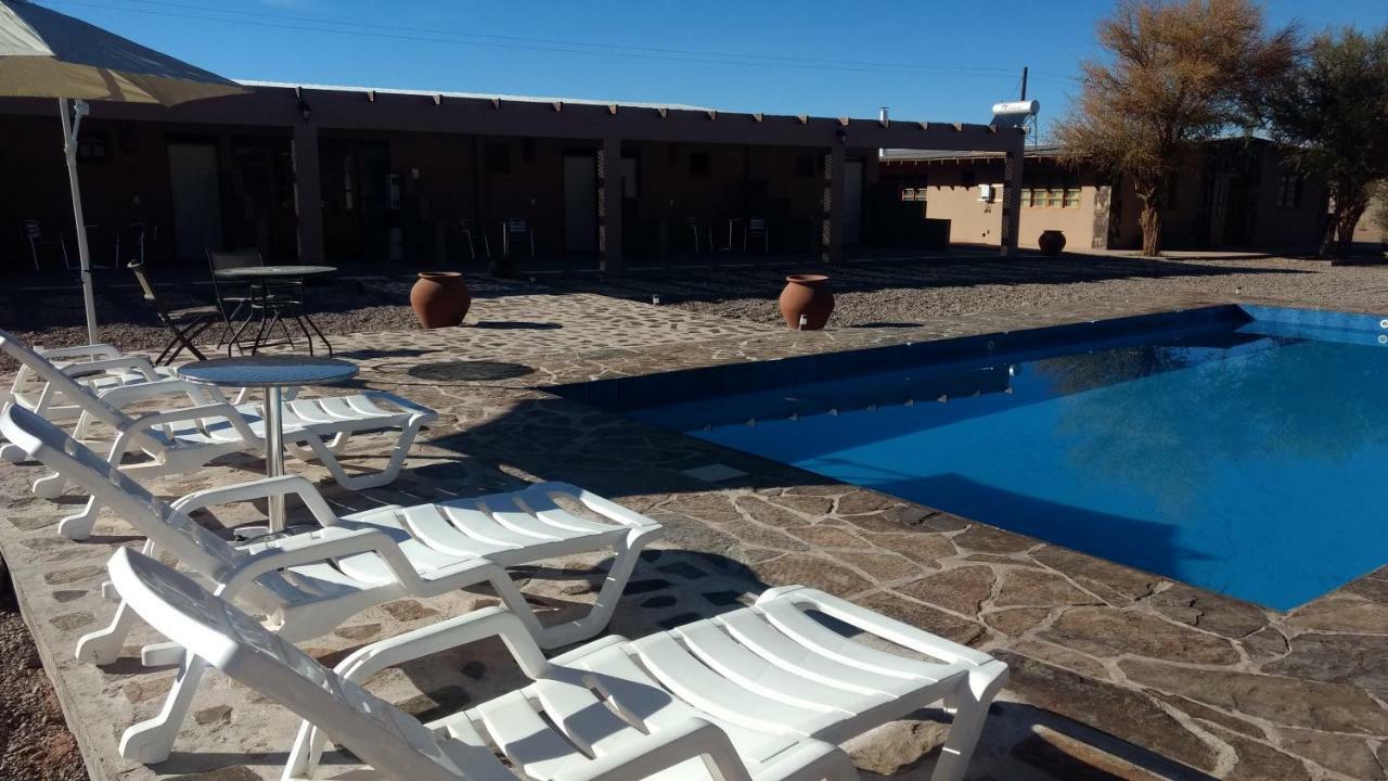 Atacama Budget Bed & Tours San Pedro de Atacama Bagian luar foto