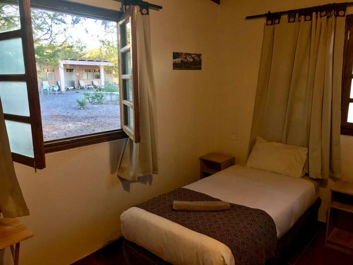 Atacama Budget Bed & Tours San Pedro de Atacama Bagian luar foto
